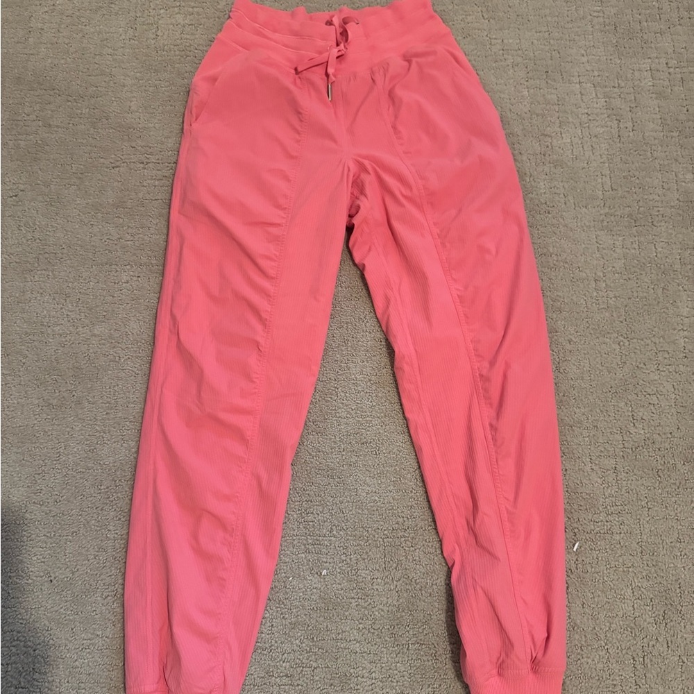 Lululemon Athletica Coral dance studio Pants